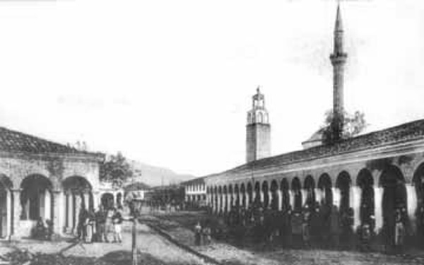 z_pazari_vjeter_tirane.jpg