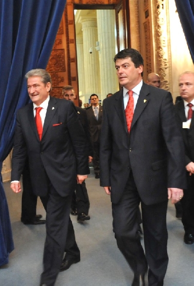 DelegacioniShqiptarNATO