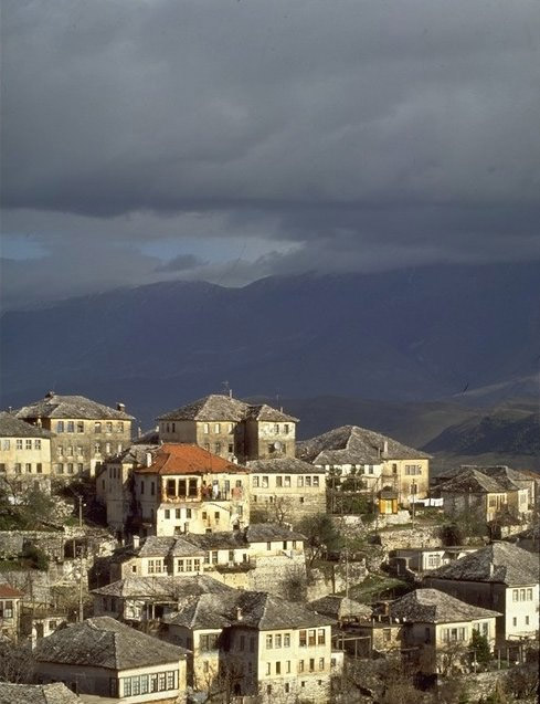 shtepi_gjiro1_003.jpg